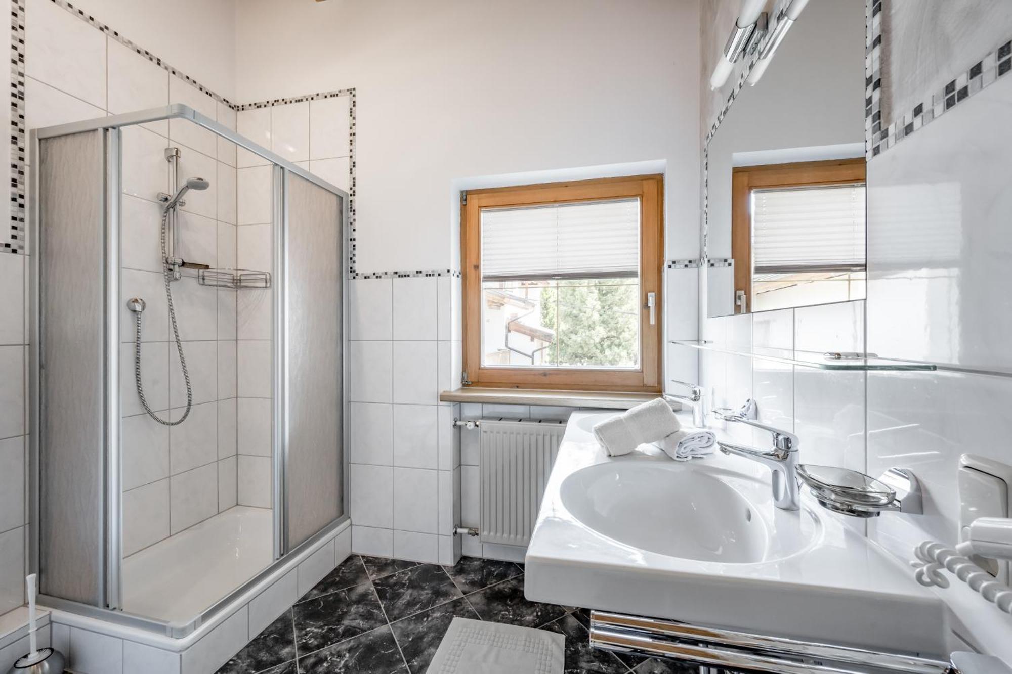 סרפהאוס Platoell Homes מראה חיצוני תמונה