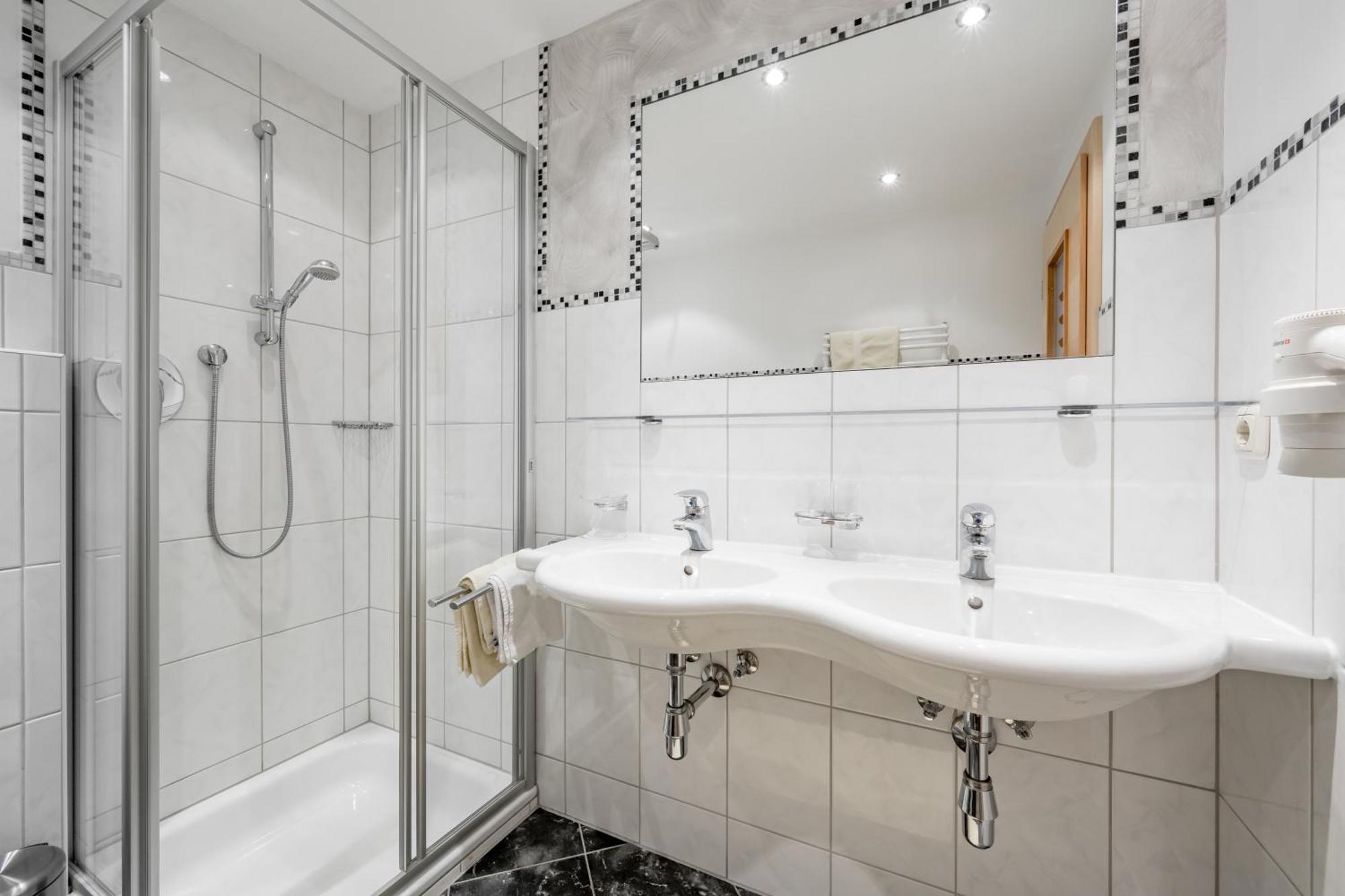 סרפהאוס Platoell Homes מראה חיצוני תמונה