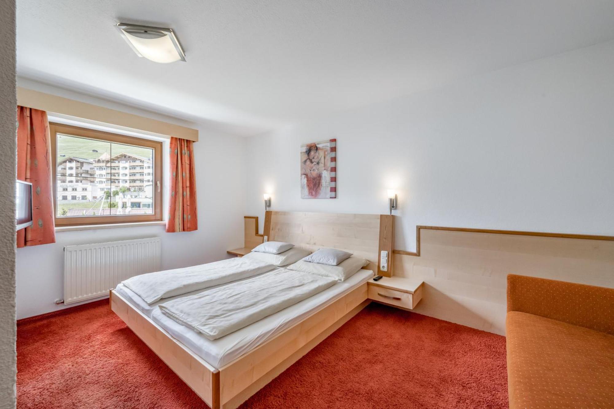 סרפהאוס Platoell Homes מראה חיצוני תמונה